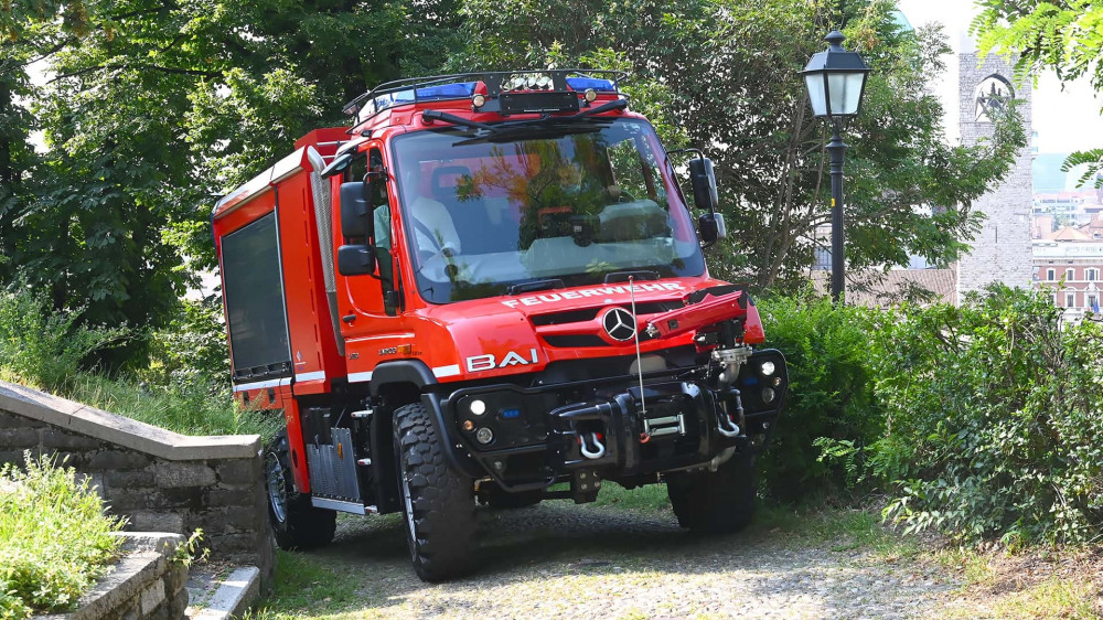 Mercedes-Benz Unimog